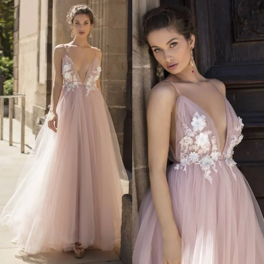 Romantique Blush bohème une ligne robes de mariée col en V profond appliqué robes de mariée Tulle balayage train perlé robe de mariée