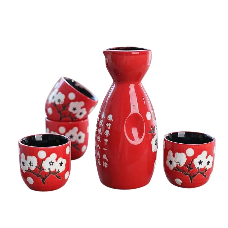 手描きの赤い梅の花の日本酒セット5個飲み物セラミックワインボトルとカップエレガントなアジアのパーティー新築