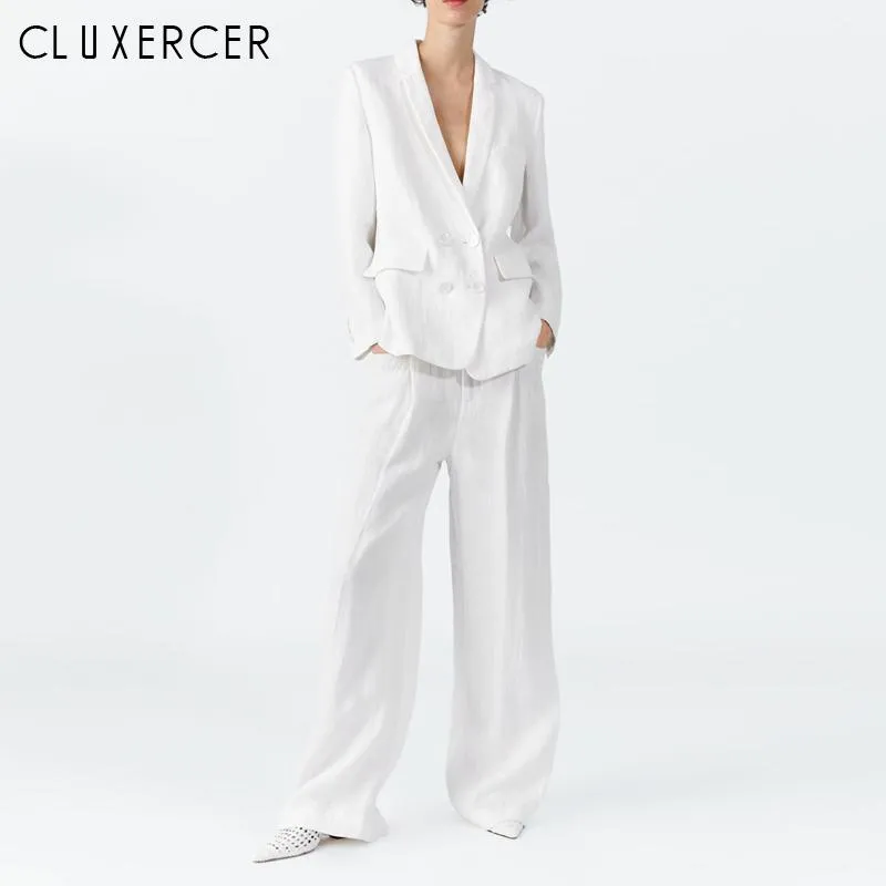 theory-white-linen-suit -double-breasted-jacket-wide-leg-pants-classic-summer-work-wear-professional- women-style-5 - MEMORANDUM | NYC Fashion & Lifestyle Blog for the Working  Girl