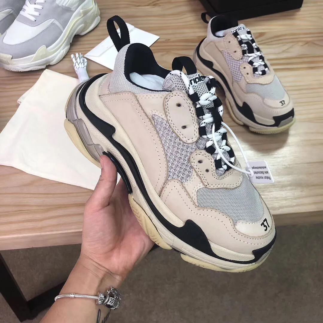 Triple S Designer Sneaker Heren Ontwerpers Schoenen Mode Luxe Trainers Inclusief doos Bestverkopende outdoorschoen in de uitverkoop