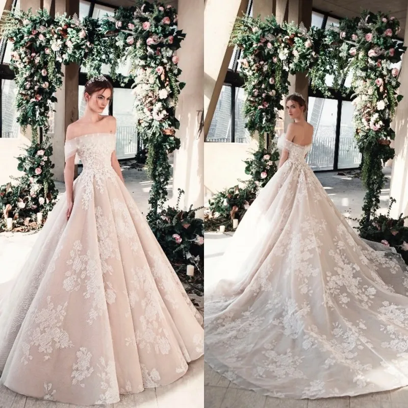 Risparmia alla grande su Abiti Da Sposa Tony Ward Tony Ward 2019 A Line  Wedding Dresses Princess Off Shoulder Lace Appliques Sweep Train Bridal  Gowns