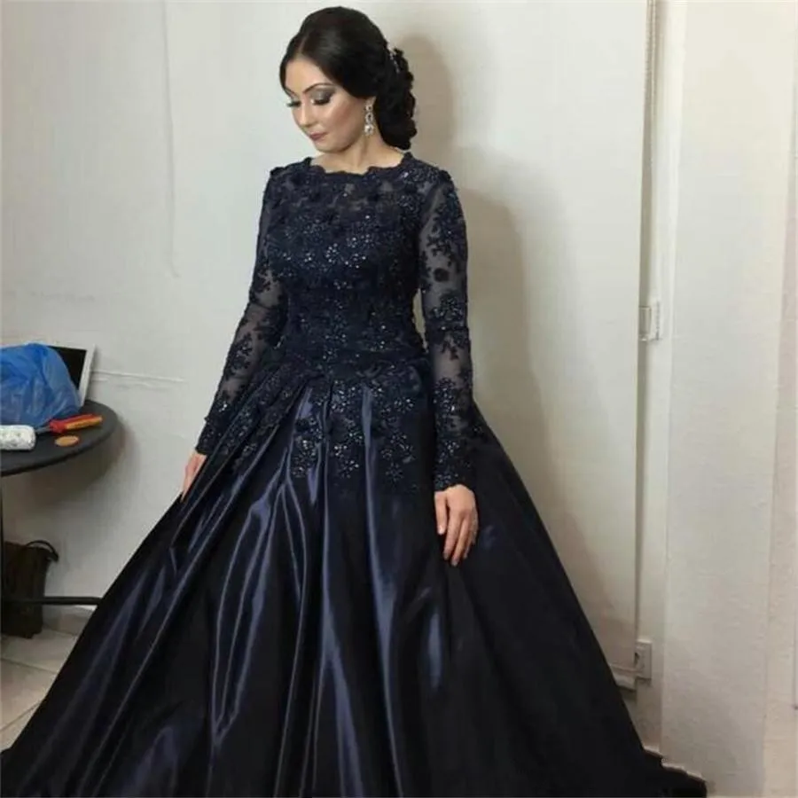 2024 New Navy Blue Quinceanera 볼 가운 드레스 새틴 레이스 아플리크 구슬 긴 소매 달콤한 16 드레스 스위프 트레인 파티 파티 이브닝 ​​가운 403