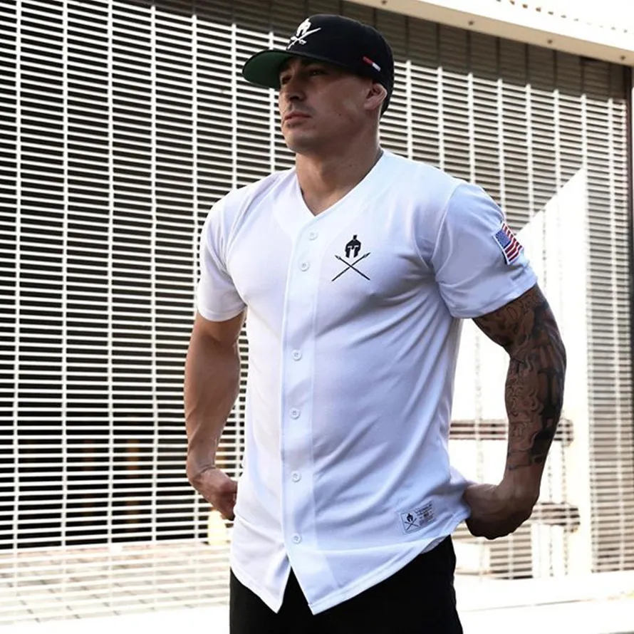 メンズカジュアルシャツメンズ半袖夏のファッションスリムな男性ジムFiess Male Workoutボタンカーディガン服