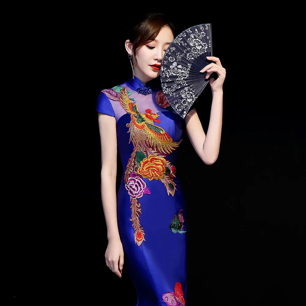 Blue Embroidered Chinese Traditional Qipao Wedding Cheongsam Dress