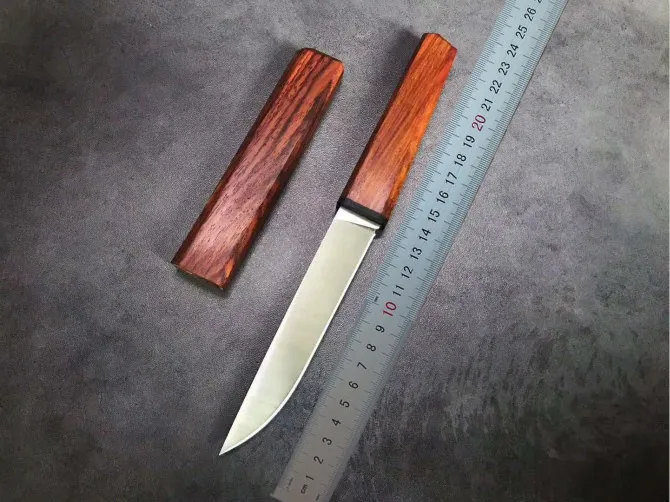 Högsta kvalitet liten katana överlevnad rak kniv vg10 drop point satin blad rosewood handtag fasta blad knivar med trä mantel