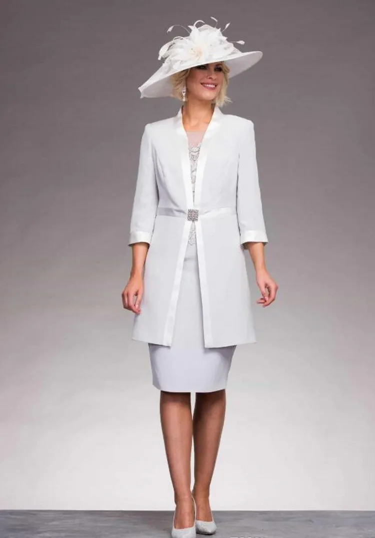 Plus Size Knee Length Grandmother Of Bride Suits With Lace