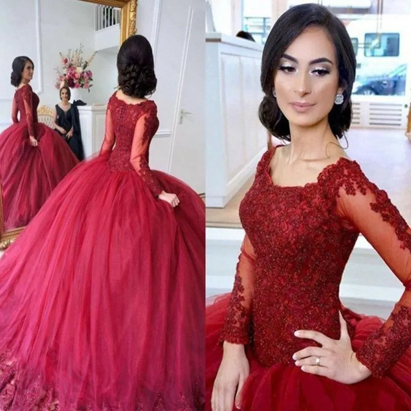 دفن منتفخة أنيقة كرات الثوب Quinceanera الفساتين سكوب عنق الأكمام الطويلة الدانتيل الدانتيل المزيج الحلو 15 حزب العباءات في المساء s