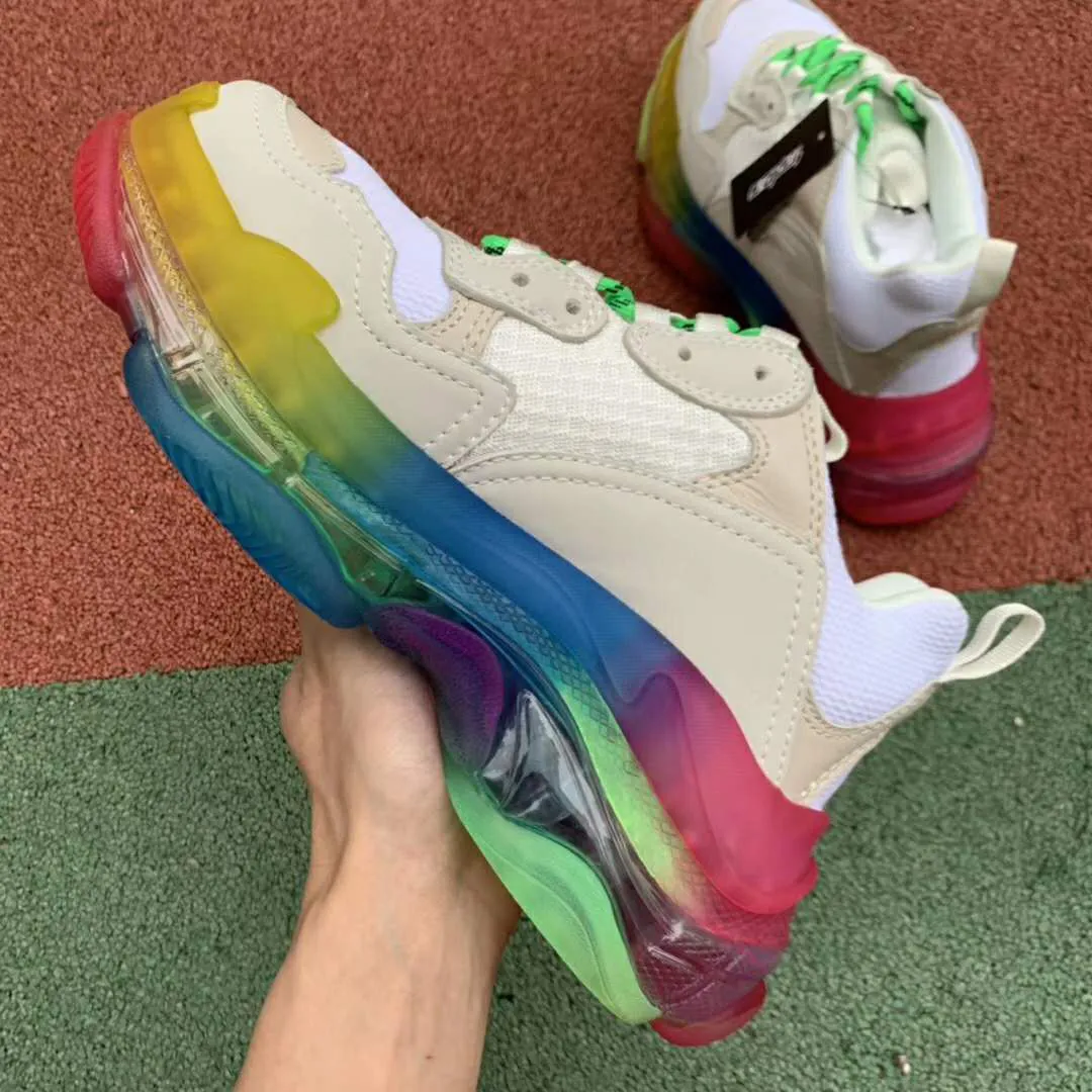 Triple S Rainbow Sneakers Fashon Casual Chaussures 2019 Triple S Sneaker Neon Green Femmes Chaussures de sport en cuir Low Top Lace-Up Sneakers En solde