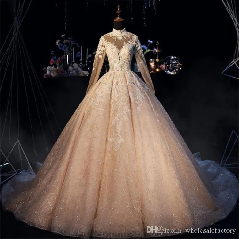 Abiti da sposa di lusso in pizzo champagne abiti da sposa collo alto in rilievo 3D applicazioni floreali cappella treno abito da sposa abiti da sposa abiti