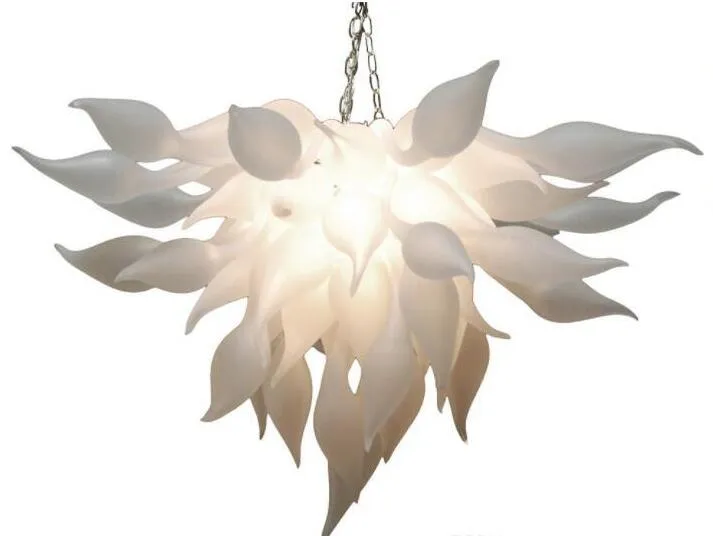 Neuer künstlerischer weißer Murano-Kronleuchter, China-Lieferant, günstiger mundgeblasener Glas-Kronleuchter für Kunstdekor-LED-Lampen