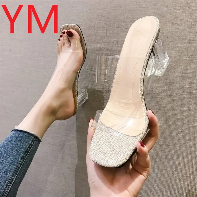 2020 Sommar Kvinnor Sandaler Guld Transparent Heels Elegant Square Toe Mode Kvinna PVC Kvinna Casual Beach Skor Damsidor