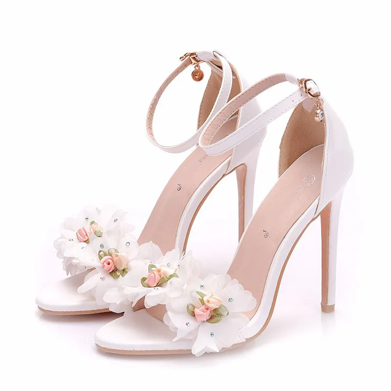 Enkelriemen zomer sandalen met bloem witte kleur mode bruid trouwjurk  schoenen stiletto hak gladiator sandaal schoenen