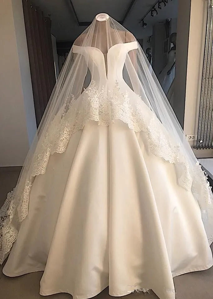 Elegant White Short Sleeves Ball Gown Wedding Dresses Off Shoulder Zipper Back Satin Formal Bridal Gowns Custom Vestidos De Marriage Simple