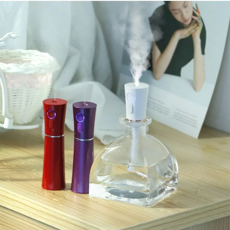 Mini spa gezichtsstoomboot USB opladen draagbare nano mist spuit facial moisturizing schoonheid instrument make-up schoonheid tool