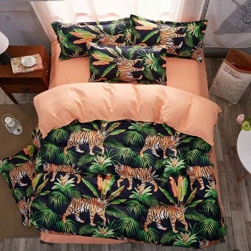 Jungle Tiger 4pcs menino garoto capa de garoto Conjunto de edredon lençóis adultos lençóis e travesseiros Conjunto de cama de edredom 2TJ-61021