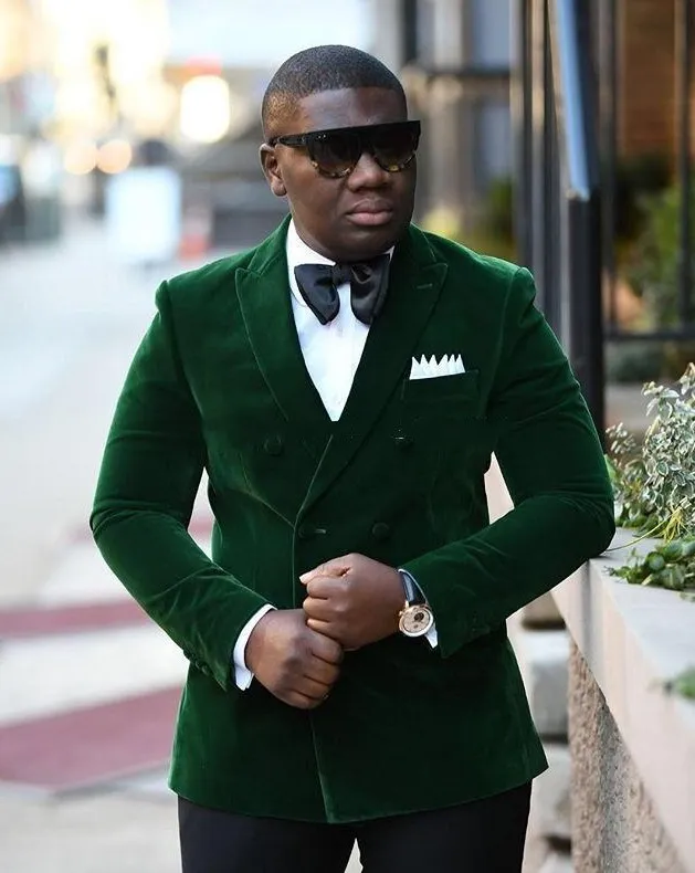 Green Velvet Groom Tuxedos Dwuosobowy Breasted Groomsmen Suknia Ślubna Jesień Zima Styl Mężczyźni Formalny Party Prom Suit (Kurtka + Spodnie + Krawat) 801