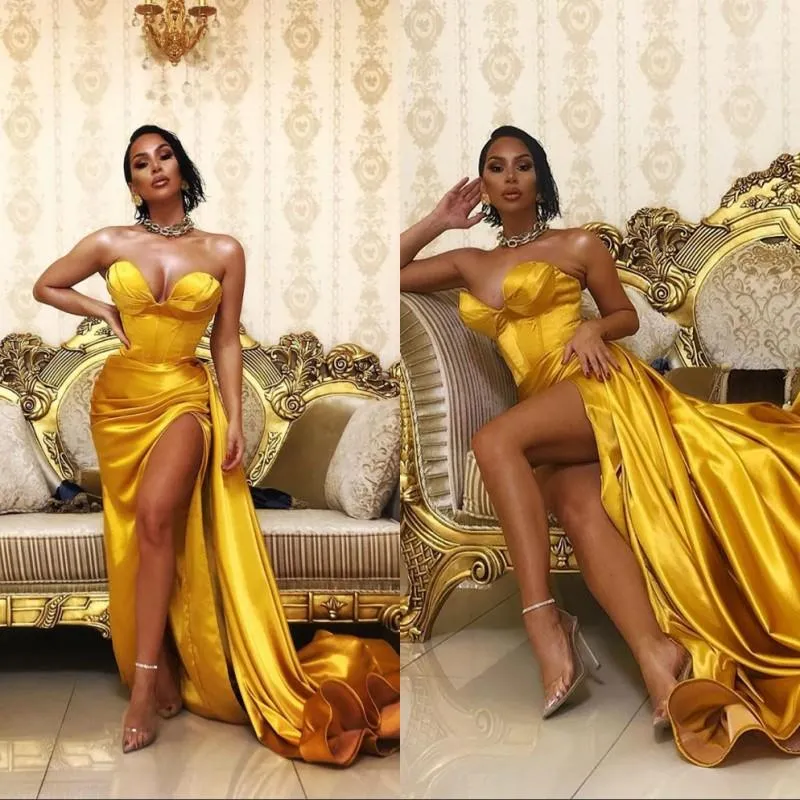 Altın seksi kılıf balo elbiseleri uzun sevgilim saten resmi elbise gece elbiseleri yüksek yan bölünmüş dubai resmi elbiseler bornoz vestito lungo