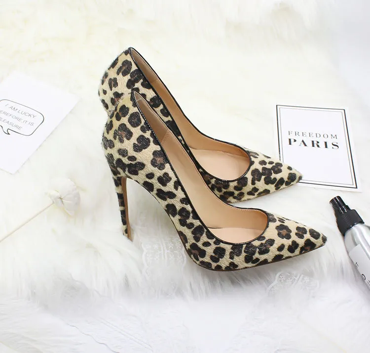Designer sales leopard pumps