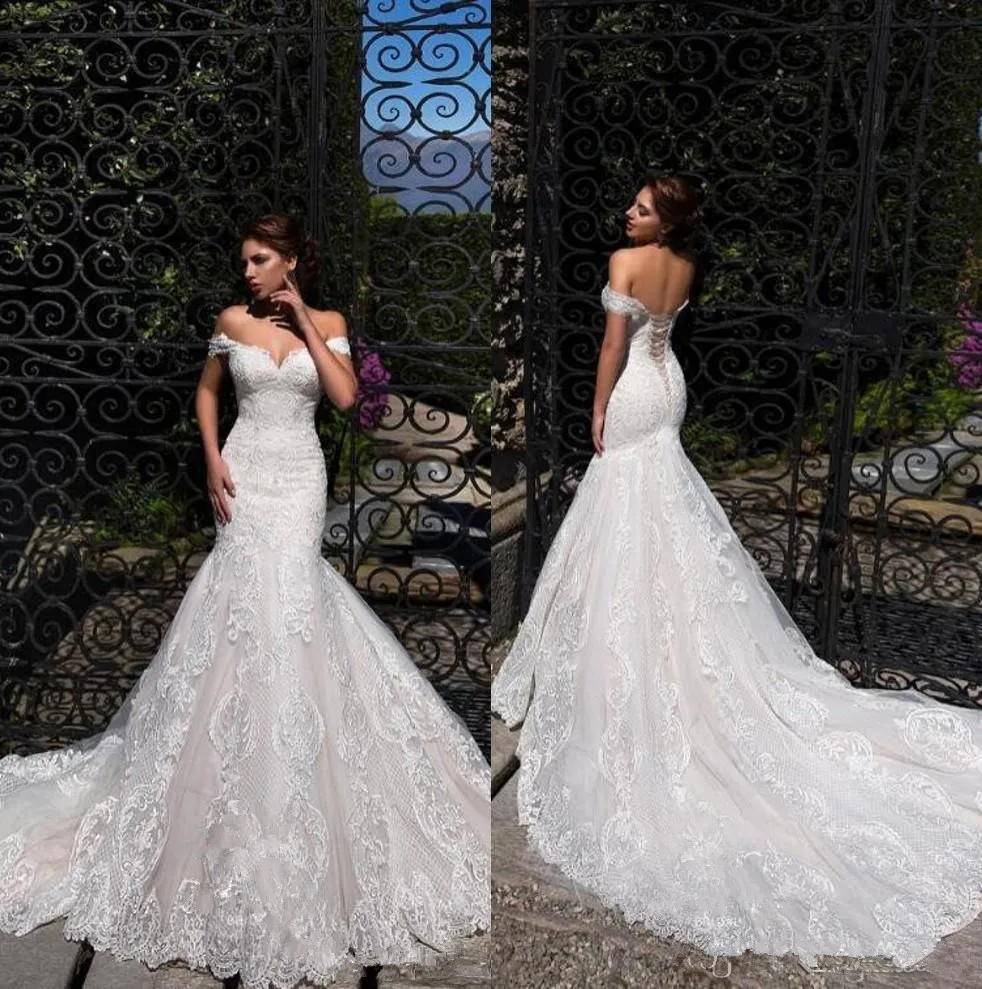 2019 New Elegant Lace Mermaid Wedding Dresses Off The Shoulder Tulle Applique Court Train Plus Size Wedding Bridal Gowns With Lace Up BC1