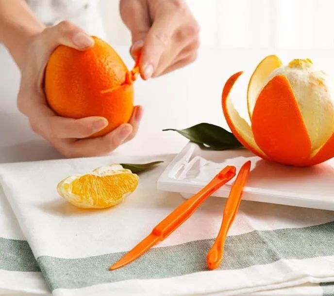 YUEMING 2 Pcs Orange Peeler Fruit Peeler Creative Peeler Lemon Citrus Fruit(Random Color