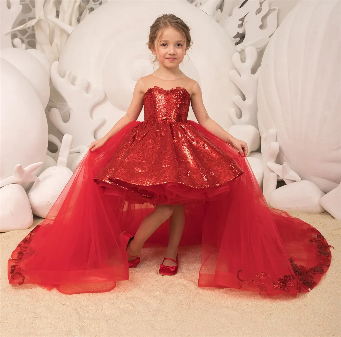 Sparkle -pailletten Little Girls Pageant Jurken 2023 Verwijderbare tule trein Ballgown hi lo kinderen kerst verjaardag cocktail party jurken met boog op maat gemaakt hoog laag rood