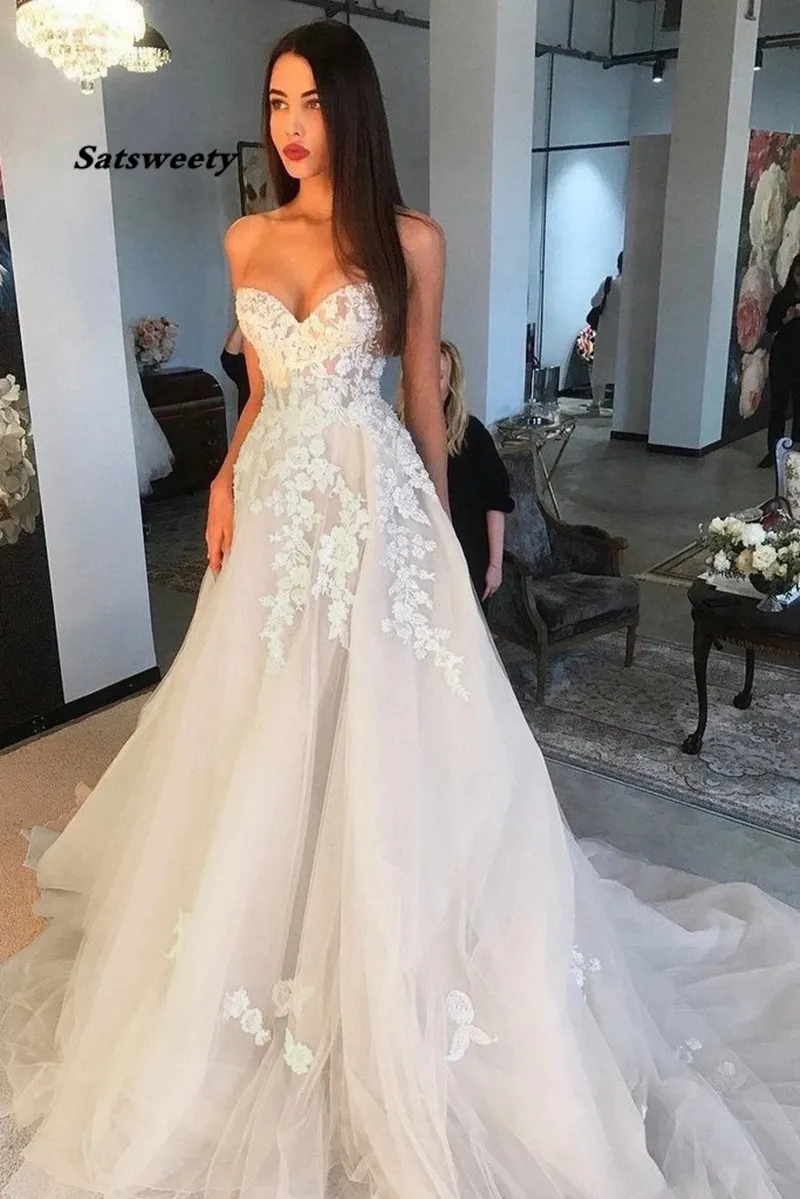 Charming Champagne Wedding Dress with Ivory Appliques Sweetheart Off the Shoulder Gowns Corset Back Bride Dresses