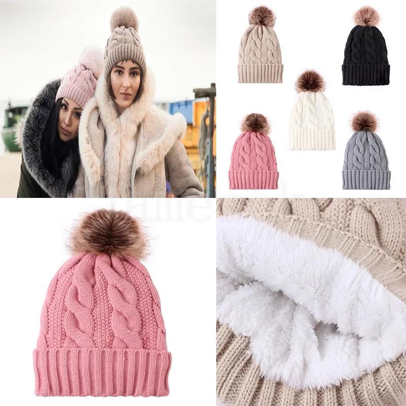 Hiver femmes torsion tricoté chapeau chaud Pom Pom boule de fourrure polaire doublé chapeau crâne bonnet Crochet Ski extérieur casquettes bonnets DA048