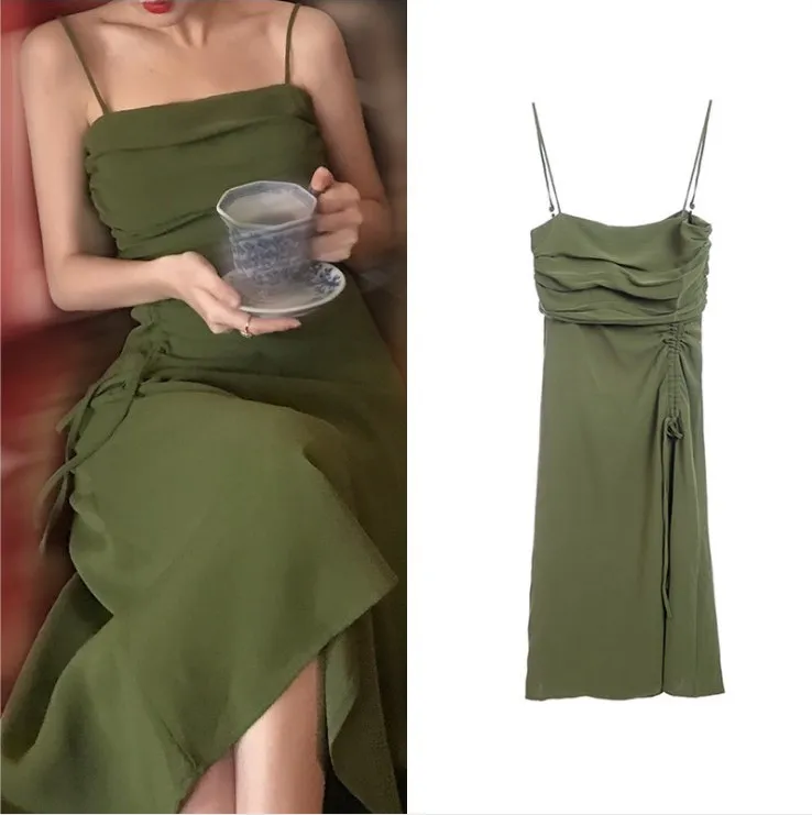 Jupe à bretelles plissée vintage longue section robe de poitrine enveloppée vert foncé à fond mince Une jupe de mot cadeau de style d'été EMS gratuit