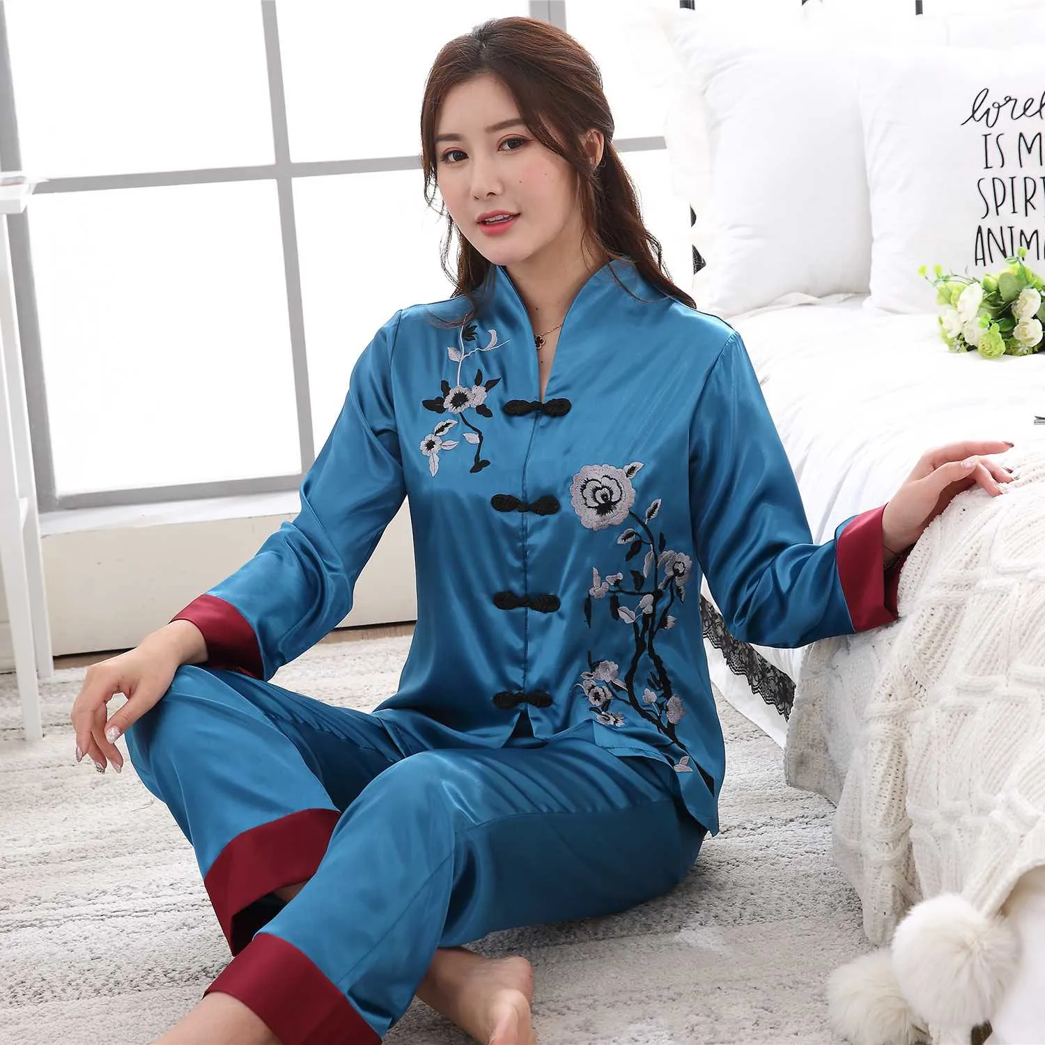 Ensemble pyjama en Satin pour femmes, 2 pièces, broderie de fleurs, Style chinois, nouveauté, boutons, vêtements de nuit, M, L, XL, XXL, 3XL, offre spéciale