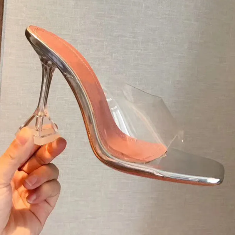 디자이너 여성 다채로운 발 뒤꿈치 샌들 최고 품질 하이힐 펌프 숙녀 특허 가죽 드레스 여성 신발