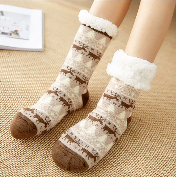 Noël épaissir femmes en peluche maison chaussures pantoufles corail polaire intérieur sol chaussette intérieur pantoufle hiver chauffe-pieds doux anti-dérapant chaussettes