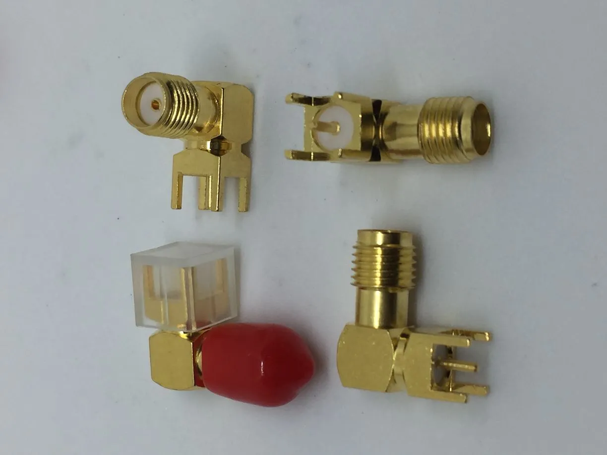 Freeshipping 500pcs Gold Bass PCB Mount SMA Kvinnlig Jack Höger Vinkelpropp SMA-KWE COAXIAL RF Connector Adapter