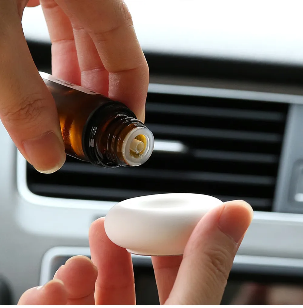 Practical Car Fragrance Aroma Diffuser Natural Diatomaceous Aromatherapy  Air Freshener Magnets Vent Clip Design For Auto Office VT1465 From  Homedec888, $1.71