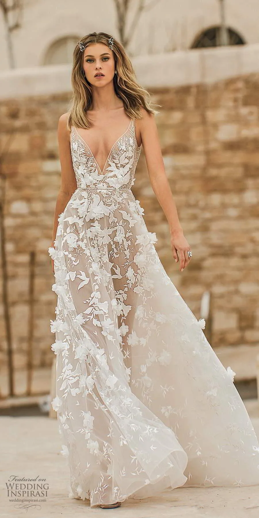 2020 Berta Beach Abiti Da Sposa Senza Schienale Scollo A V Profondo Abiti Da Sposa Bohemien Con Perline Una Linea Sweep Train Appliqued Tulle Robe De Mari e Da 118 71 DHgate
