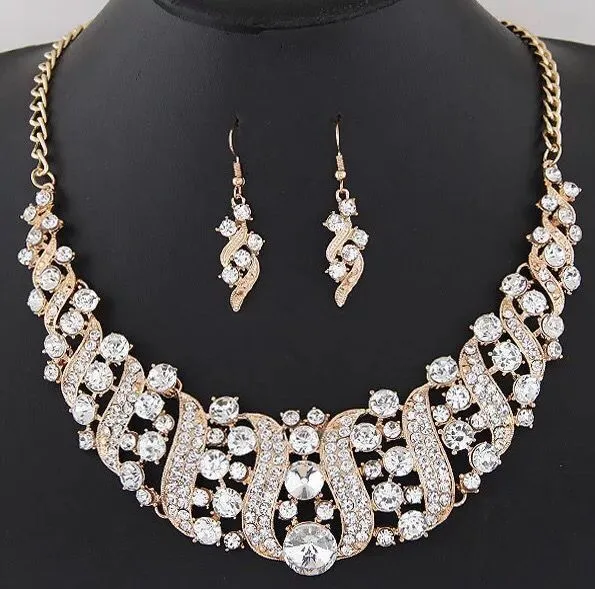 CRYSTAL BRIDAL SMYCKE SETS Wedding Party Costume Accessory Indian Necklace Earrings Set for Bride Gorgeousjewellery Set Women338y