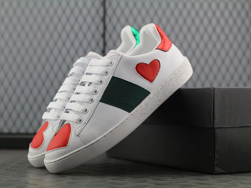 2019 New Men Sneakers Günlük Ayakkabılar Moda Spor Eğitmenler Yüksek Kalite Kırmızı Yeşil Çizgili Chaussures Hommes dökün