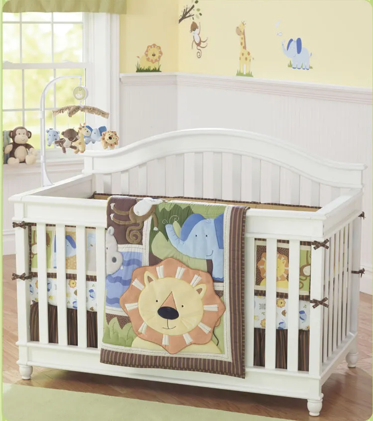 Promotion 7st Crib Bumper Set African Lion Baby sängkläder Set Bomull Crib Padding Set Broderi 3D Animal Crib Quilt Monterad kjol stötfångare