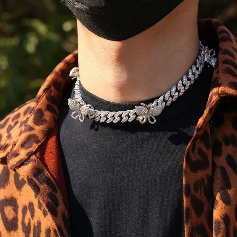 Butterfly online choker men