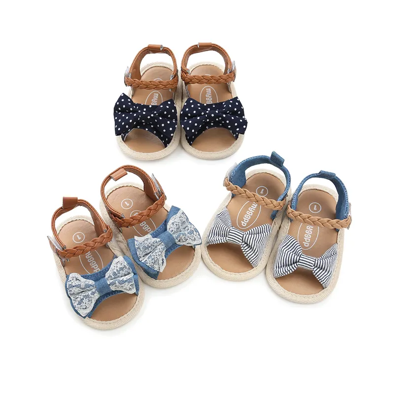 3 colori Sandali per bambina Sandali per bambini antiscivolo con fondo morbido bambina bambina Pizzo Denim Patchwork Bow baby First Walkers scarpe Z01