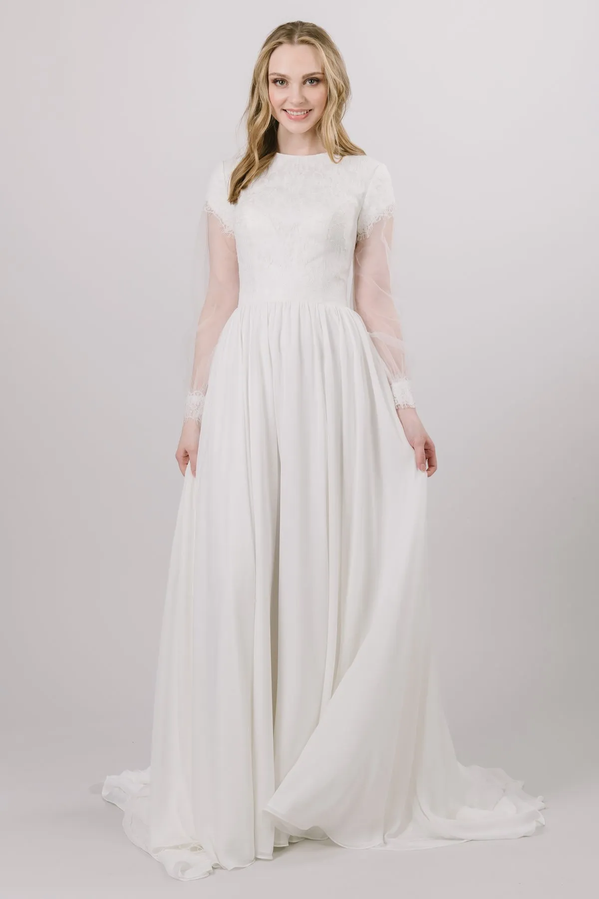 Simple Elegant Lace Chiffon Modest Wedding Dress with Long Illusion Sleeves and Jewel Neckline from Dhgate A-Line Wedding Dresses - price 130.16 Simple Elegant Lace Chiffon Modest Wedding Dress with Long Illusion Sleeves and Jewel Neckline from Dhgate A-Line Wedding Dresses - price 130.16