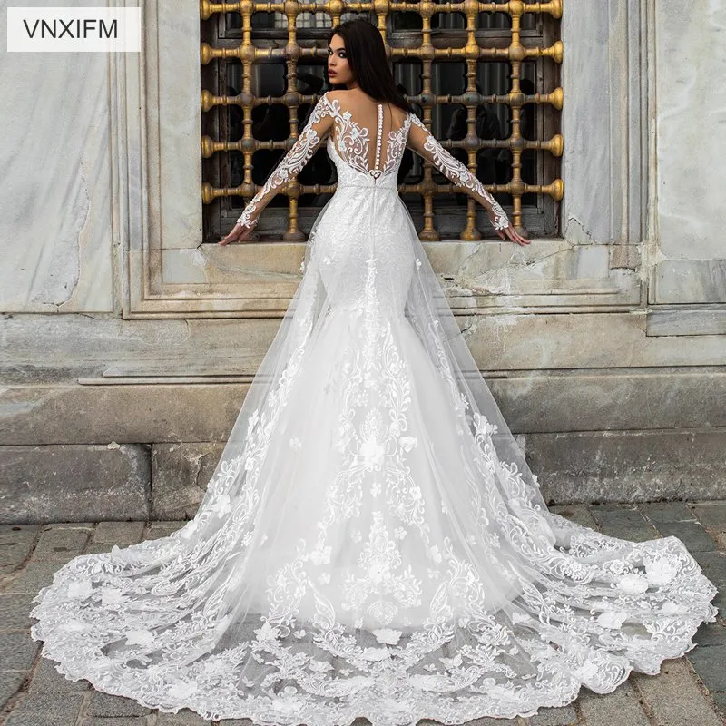 Mermaid wedding dress with lace best sale sleeves