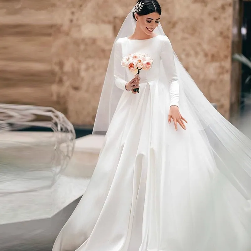 Abiti da sposa in raso invernale A Line 2020 Abiti da sposa a maniche lunghe Abito da sposa con cerniera sul retro Bianco avorio