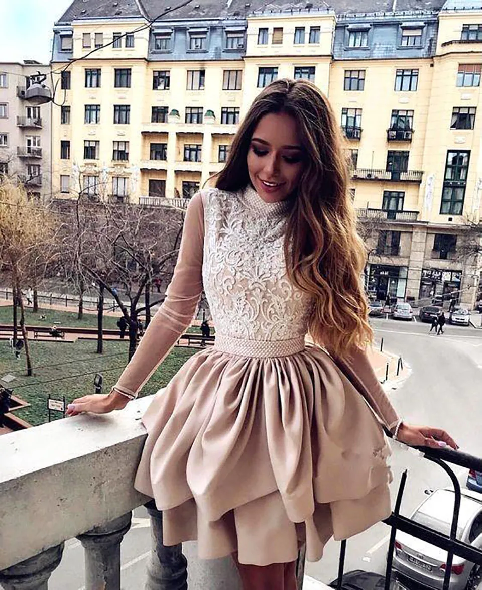 Vestidos De Gala Sexy Beaded Open Back Prom Dresses High Neck Long Sleeve Tiered Prom Gowns Lace Evening Party Dresses