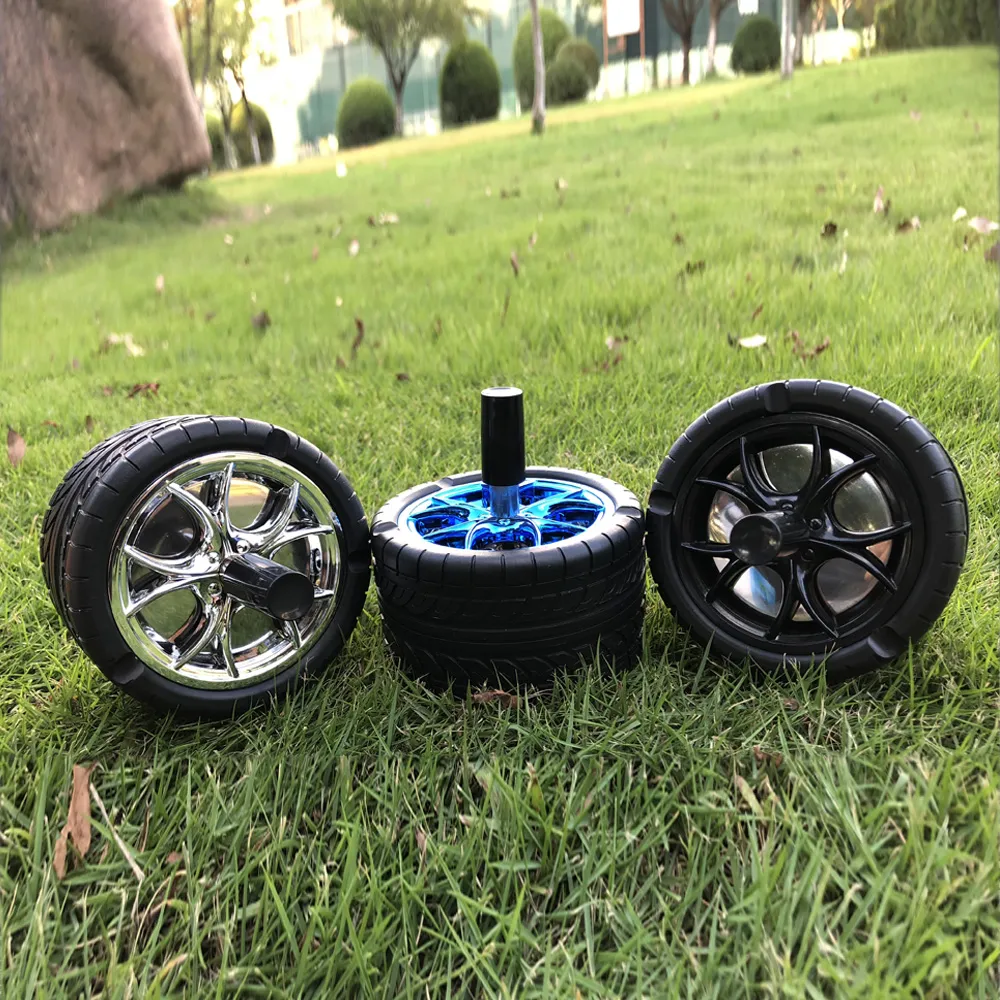 Kreative Gummi Auto Reifen Aschenbecher Presse Rotary Tragbare
