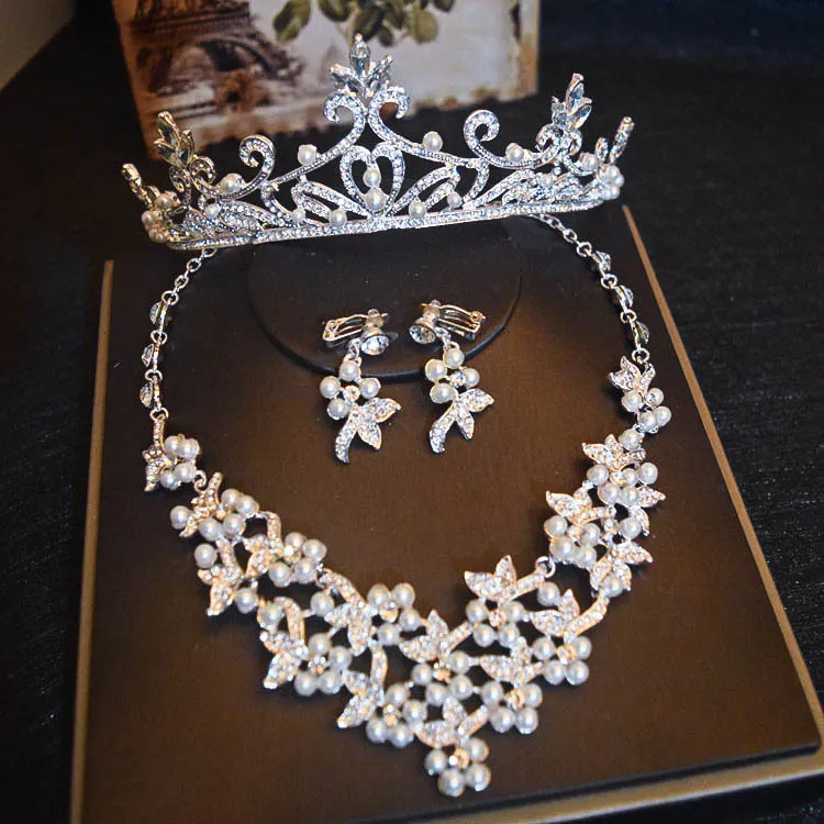 Nuevo diseño de lujo Crystal Bride Crown Jewelry Headwear Pendiente Set Luxurious Wedding Pearl Korean Style Jewery Sets para damas