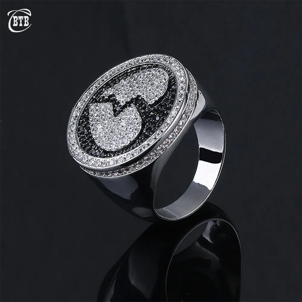 Neuer gebrochener Herz-Hip-Hop-Ring, vergoldet, voller Iced Out-Bling-Ring, Mikro-Pavé-Kubikzirkonia-Steine, runde Ringe für Männer, Geschenk, Schmuck