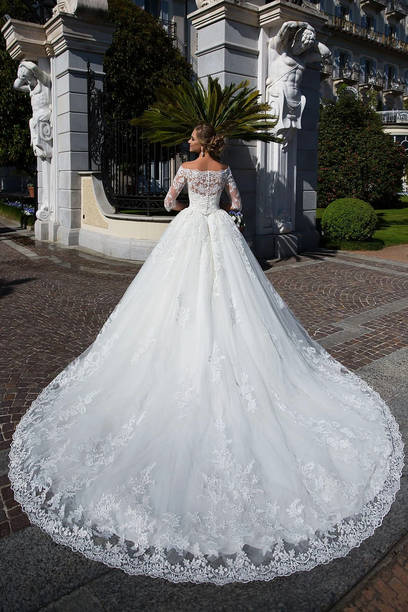 Elegant Lace Princess Wedding Dresses Off Shoulder Long Sleeve