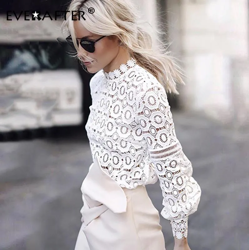 Mulheres Blusas Camisas Everfter Elegante Branco Lace Blusa Camisa Mulheres Lanterna Sleeve Sexy Hollow Out Bordado Patchwork Outono Tops Fem