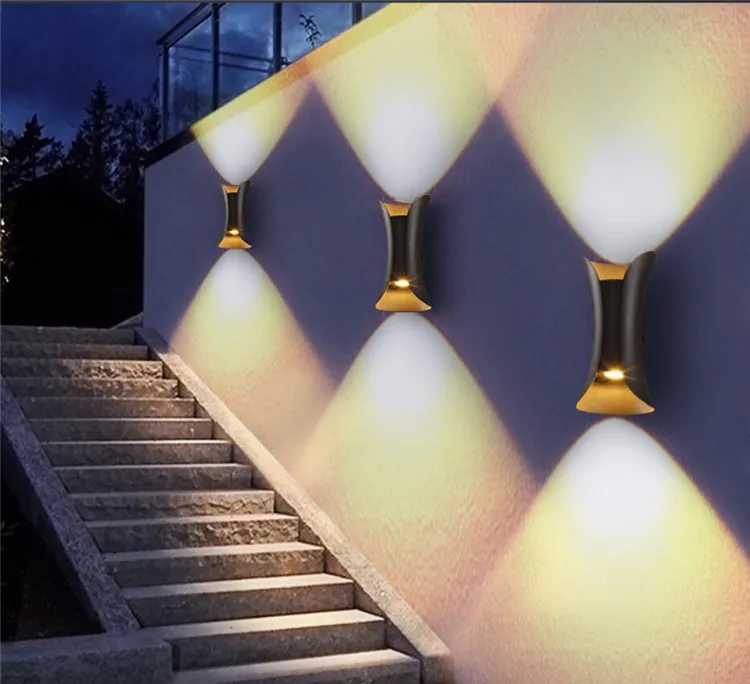 Uppe ner vägglampa LED cob modern inomhus / utomhus vattentät trädgård vägglampa hotell dekoration ljus vardagsrum sovrum TV bakgrundslampor.
