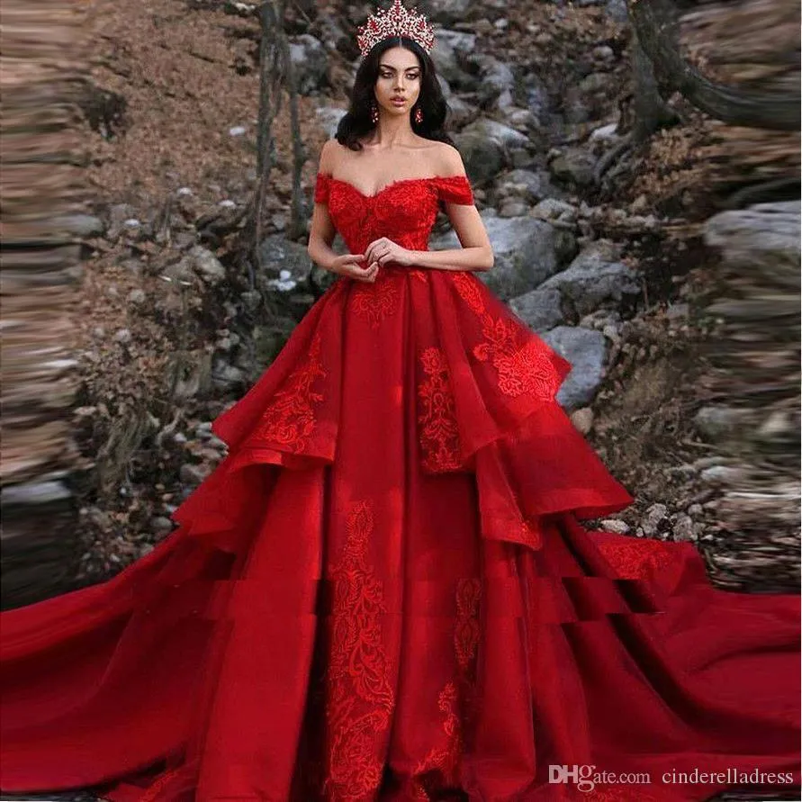 2020 Red Layers Tiered Lace Applique A Line Evening Dresses Off The Shoulder Arabic Chapel Train Bridal Party Gowns Luxury BC0730